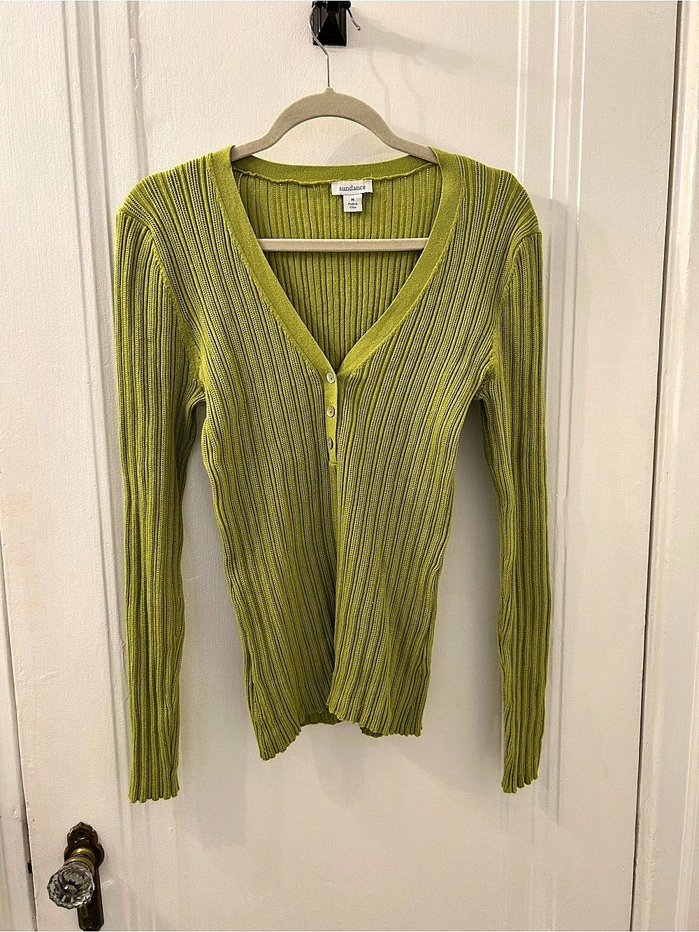 Sundance Ribbed V-Neck Sweater in Green Size Medium